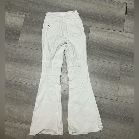 White barbie flare jeans - Picture 2 of 4